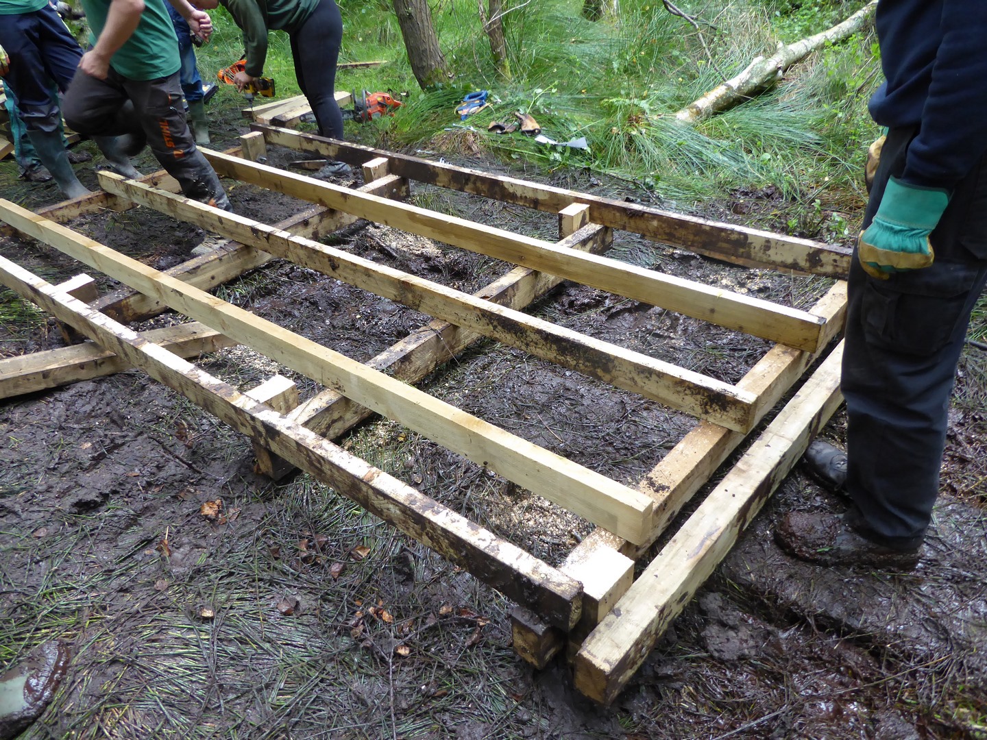 11 supporting beams being attached