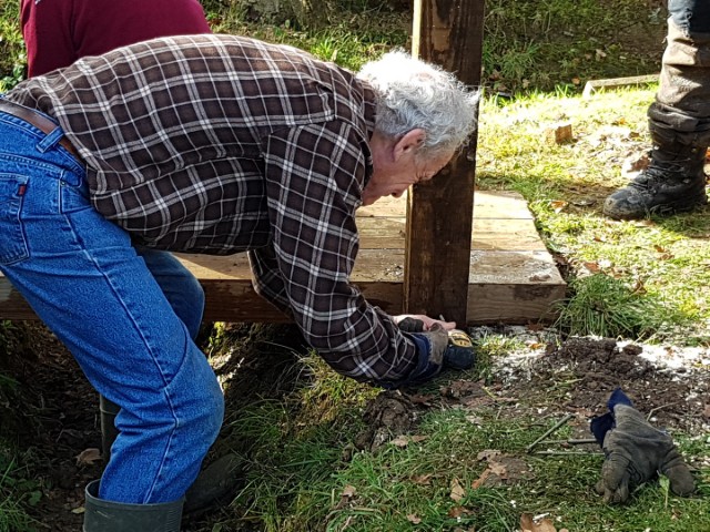 07 Securing handrail post to sleeper